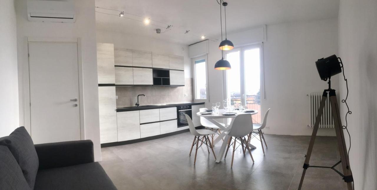 Caseospitali - Casa Lumiere, Bilocale Panoramico E Luminoso - Piano 3 No Ascensore Cernusco Sul Naviglio Exterior foto